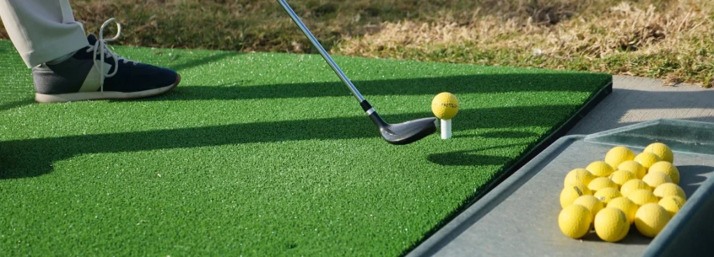 Golf Simulator vs Driving Range